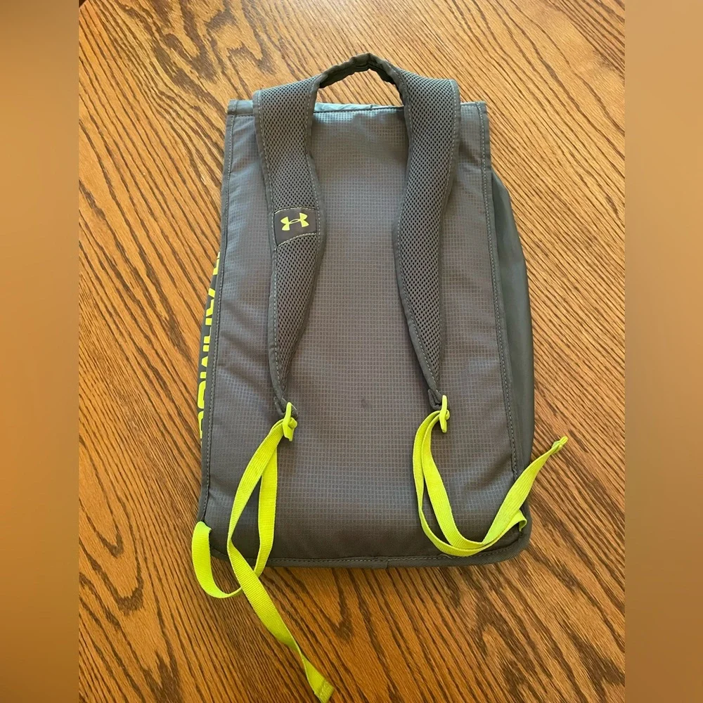 Under Armour Back Pack - Picture 2 of 4